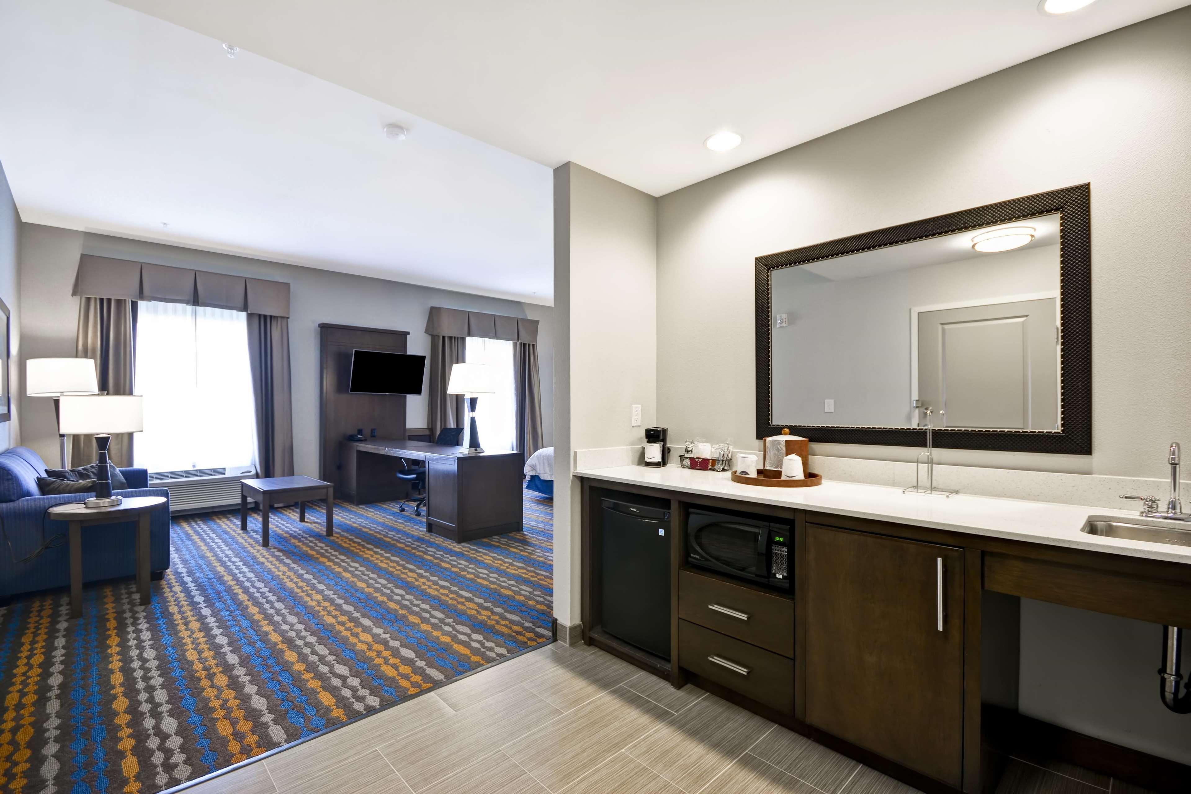 Hampton Inn Kenedy Bagian luar foto