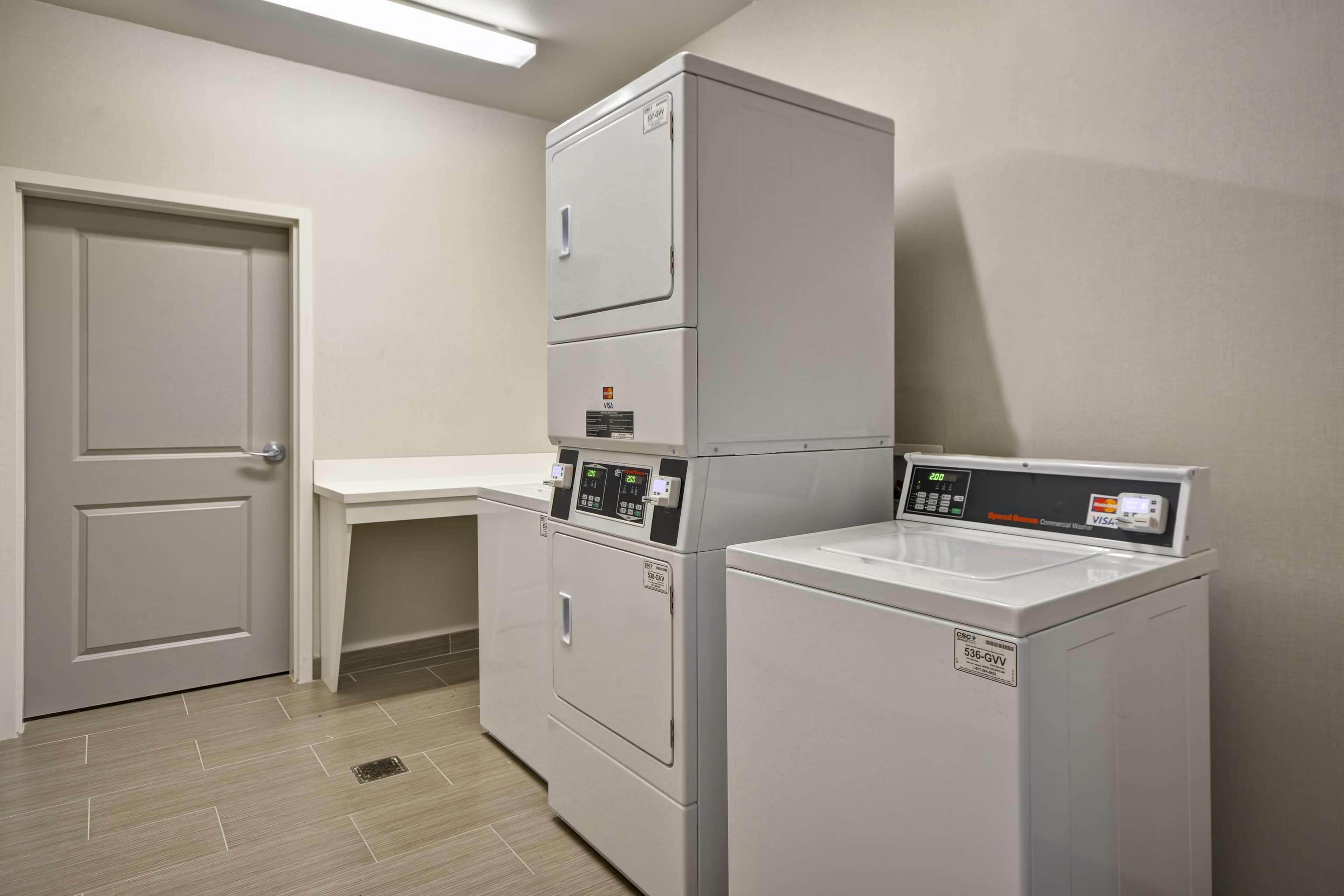 Hampton Inn Kenedy Bagian luar foto