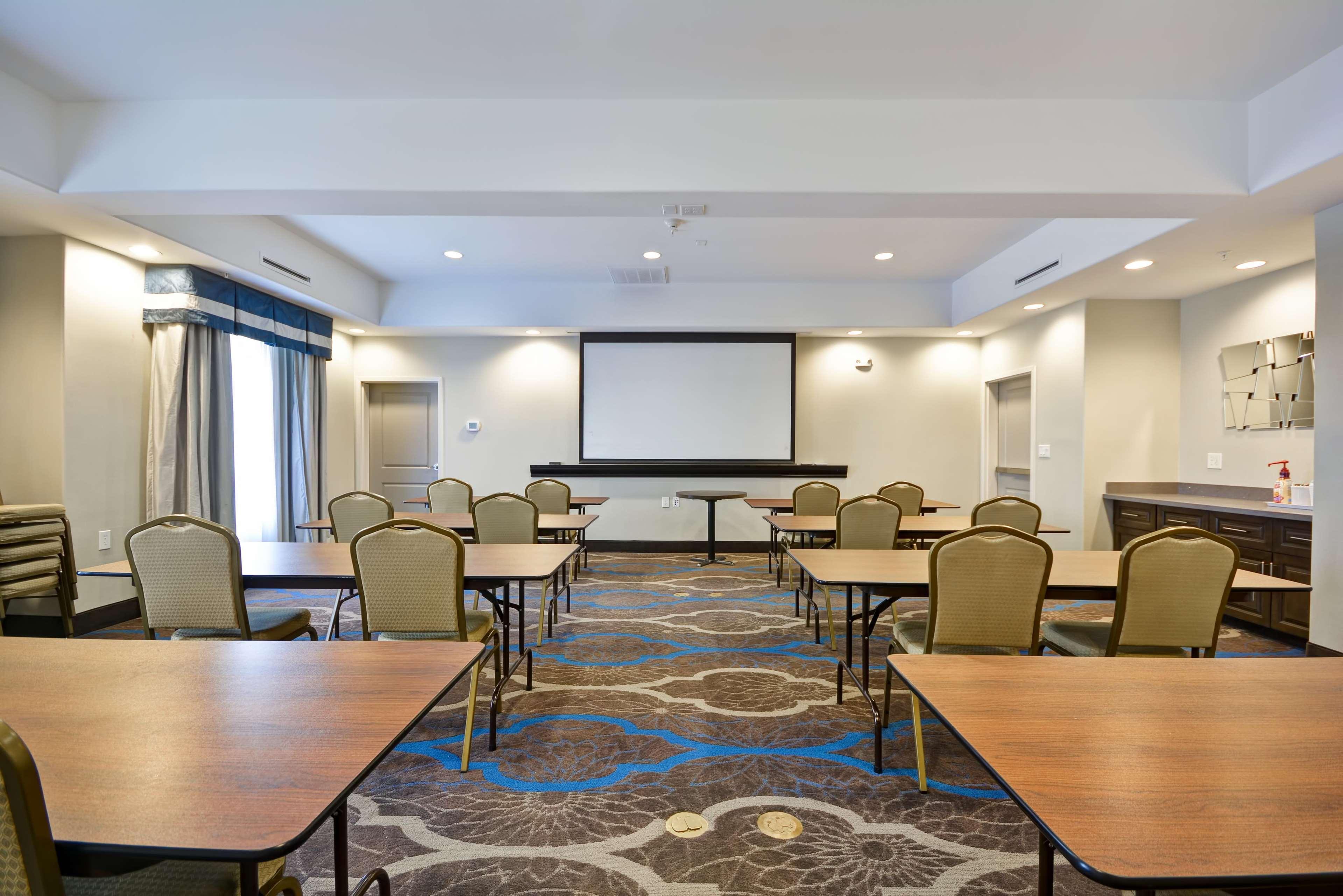 Hampton Inn Kenedy Bagian luar foto