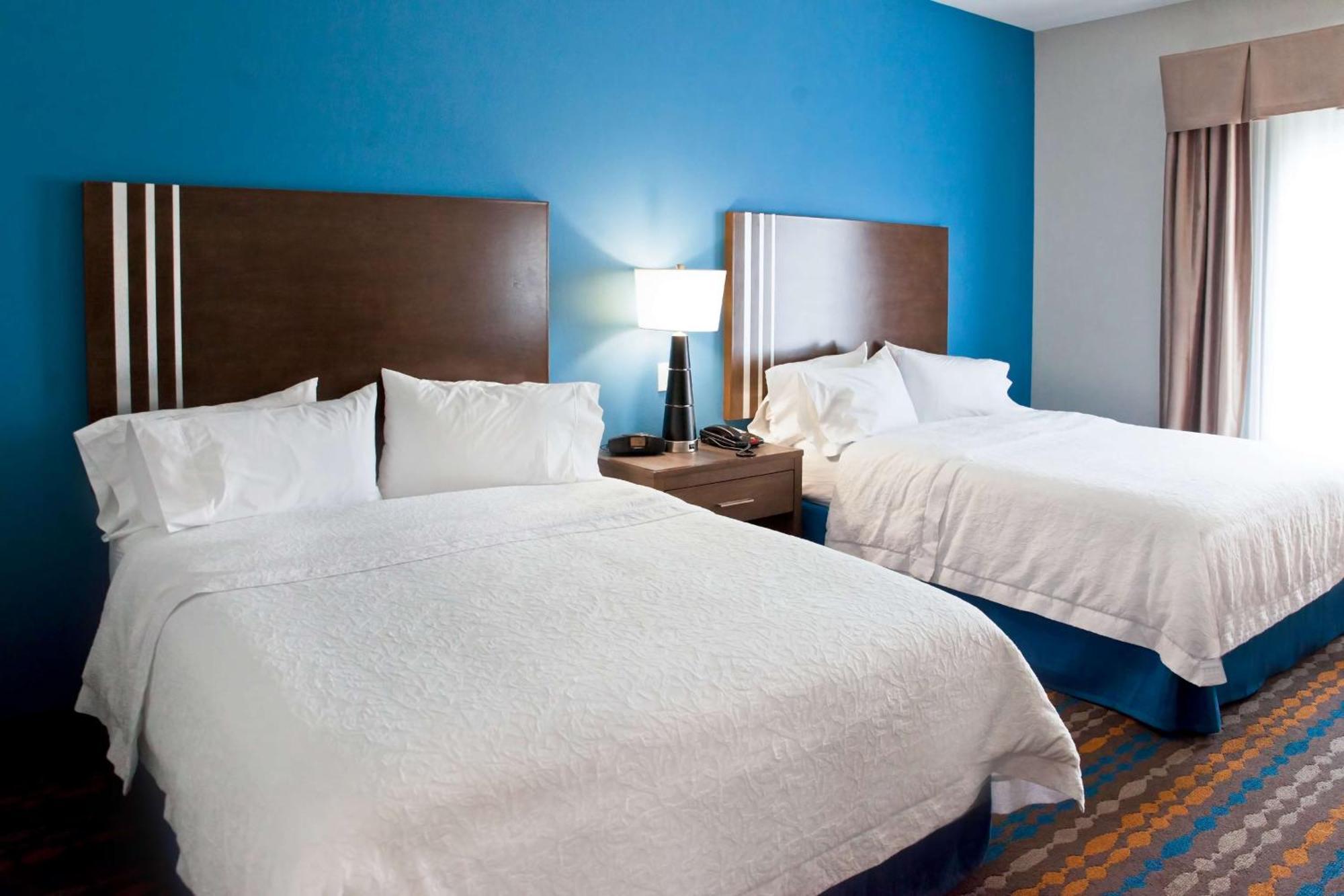 Hampton Inn Kenedy Bagian luar foto